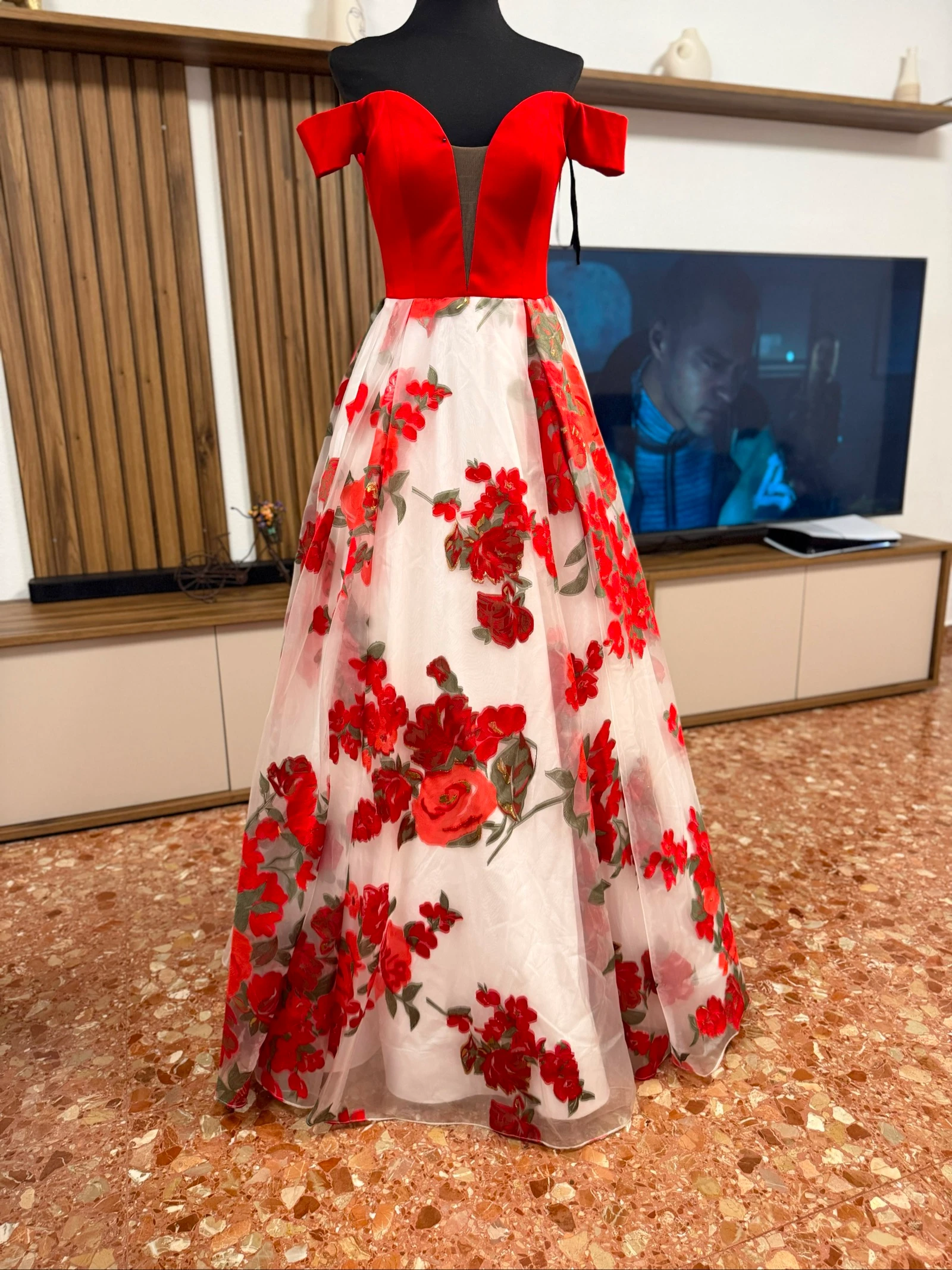 Vestido de X & M Collection con flores 3D – photo 7